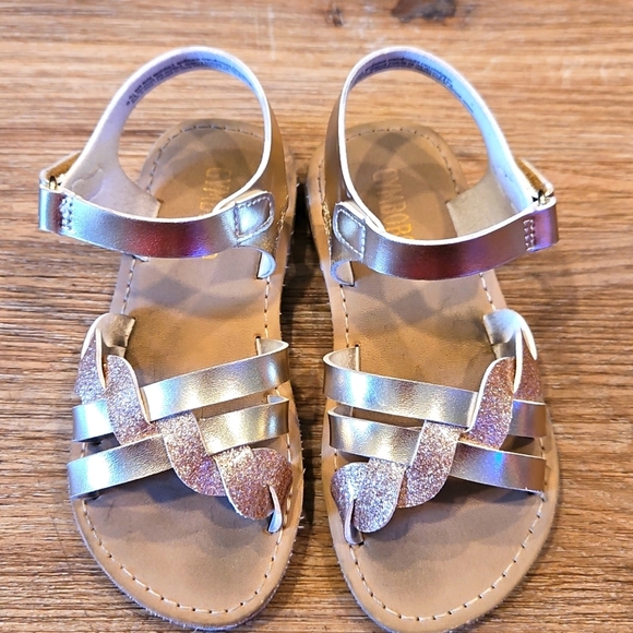 Gymboree Other - Gymboree Girls Glitter Sandals - metallic Size 9